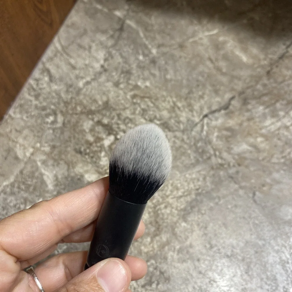 Zoeva 135 Petit‎ Face Definer Brush NWOB Opulence (READ)